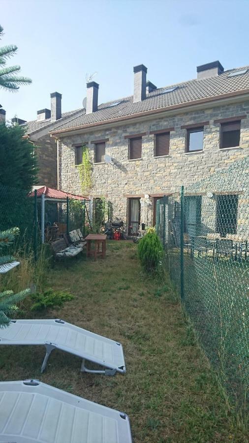 Casa Noelia Castiello de Jaca Exterior photo